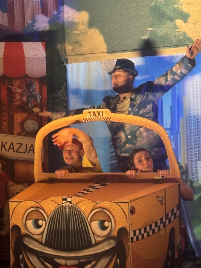 SPEKTAKL TEATRALNY „KAROLCIA”