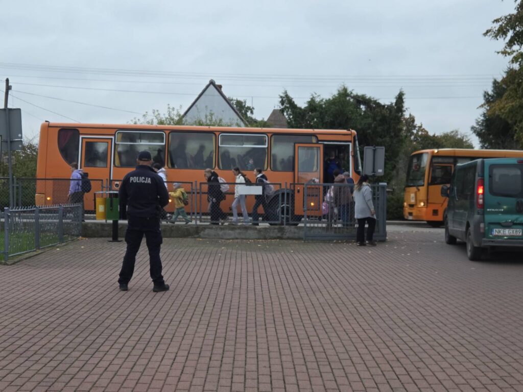 BEZPIECZEŃSTWO W&nbsp;NASZEJ SZKOLE
